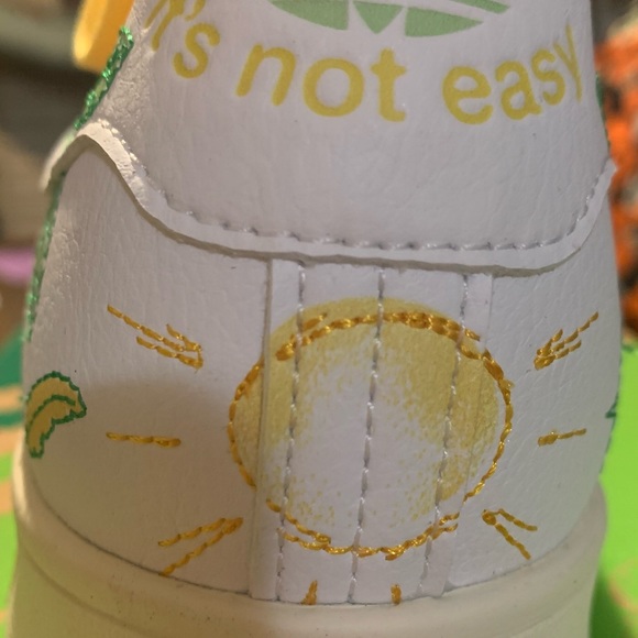 NEW MEN'S ADIDAS ORIGINALS DISNEY PETER PAN STAN SMITH SHOES ~ US 9.5 - Picture 12 of 15